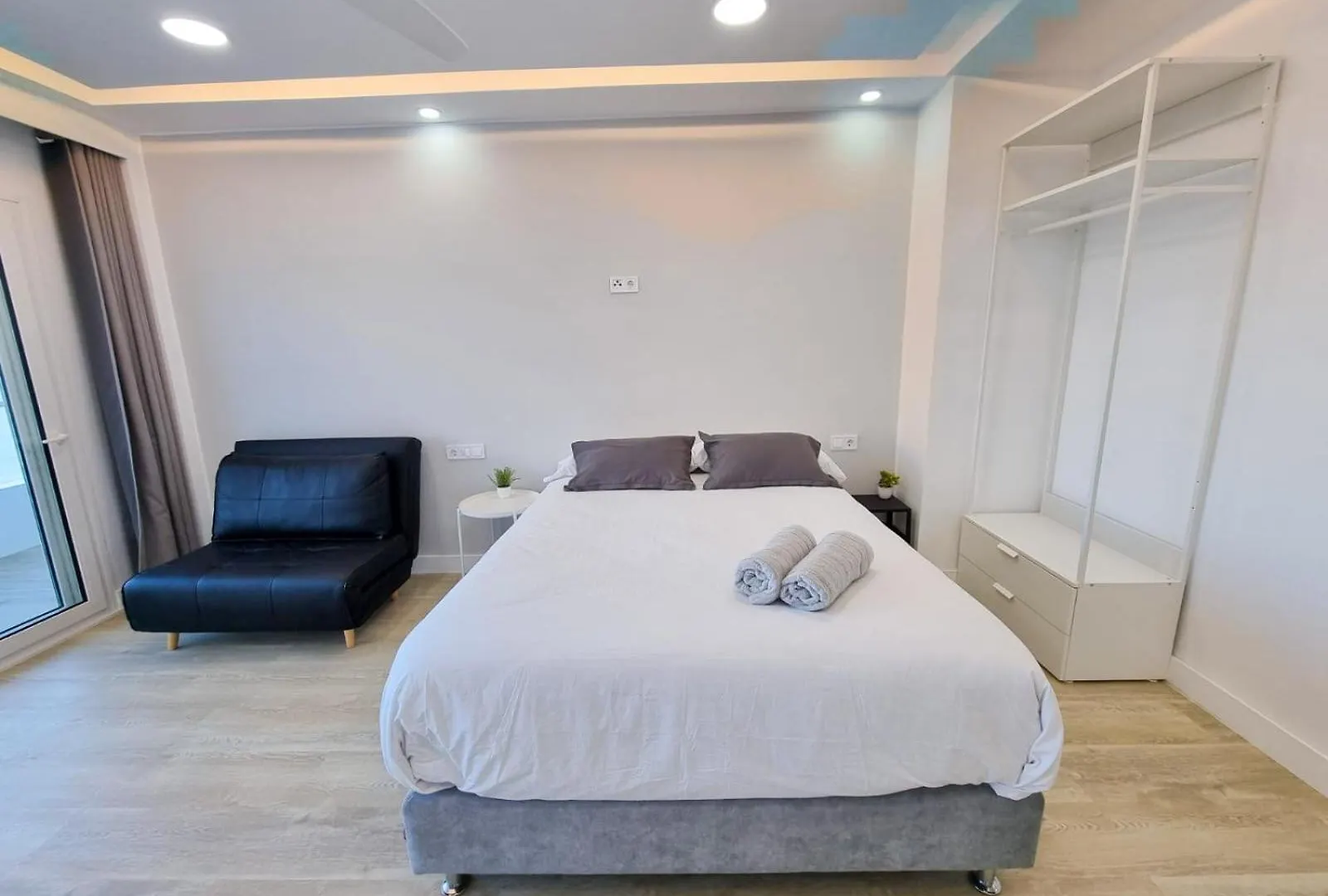 Spectacular Sea Views Torremolinos Apartment Spain
