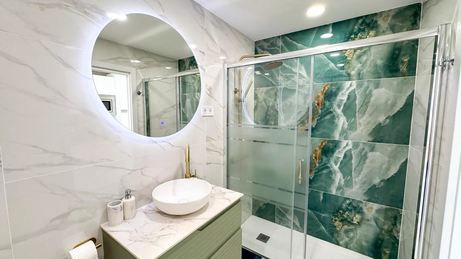 Spectacular Sea Views Torremolinos Apartment