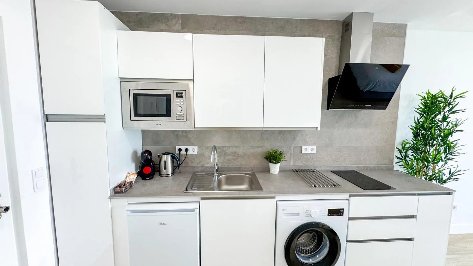 Spectacular Sea Views Torremolinos Apartment Spain